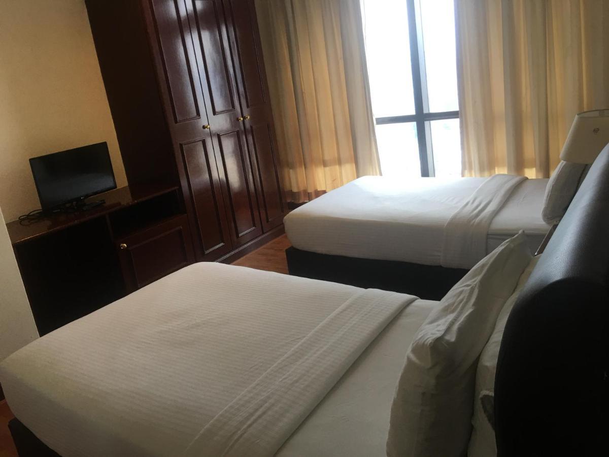 Sabah Suites At Times Square Kl Куала-Лумпур Экстерьер фото